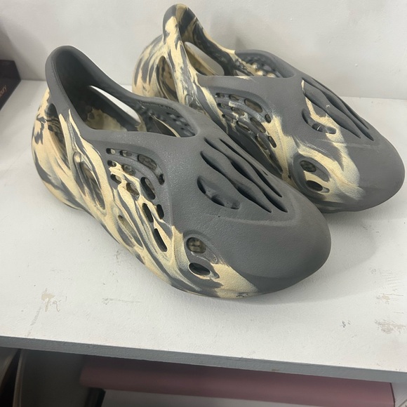 Yeezy Shoes - Yeezy foam runner